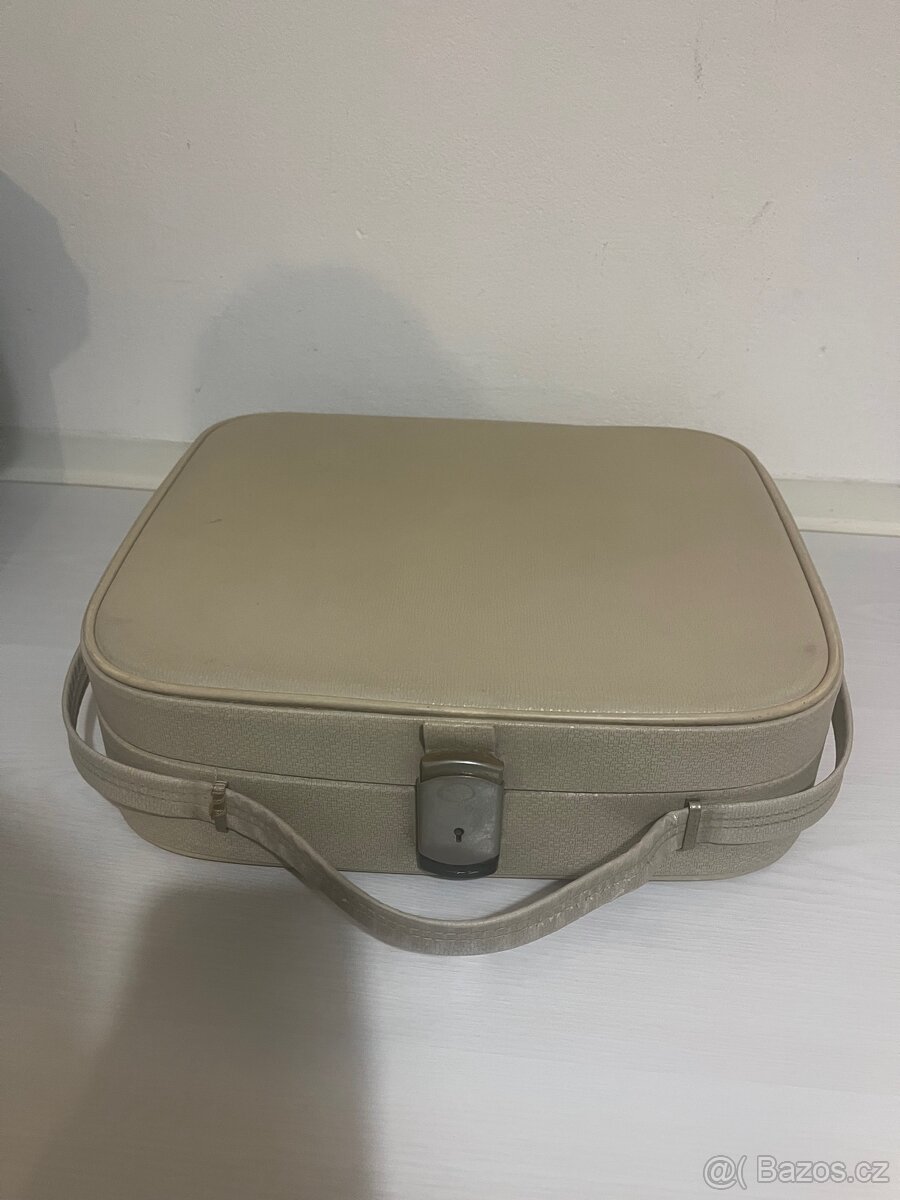 Kufříkový psací stroj Consul - 3