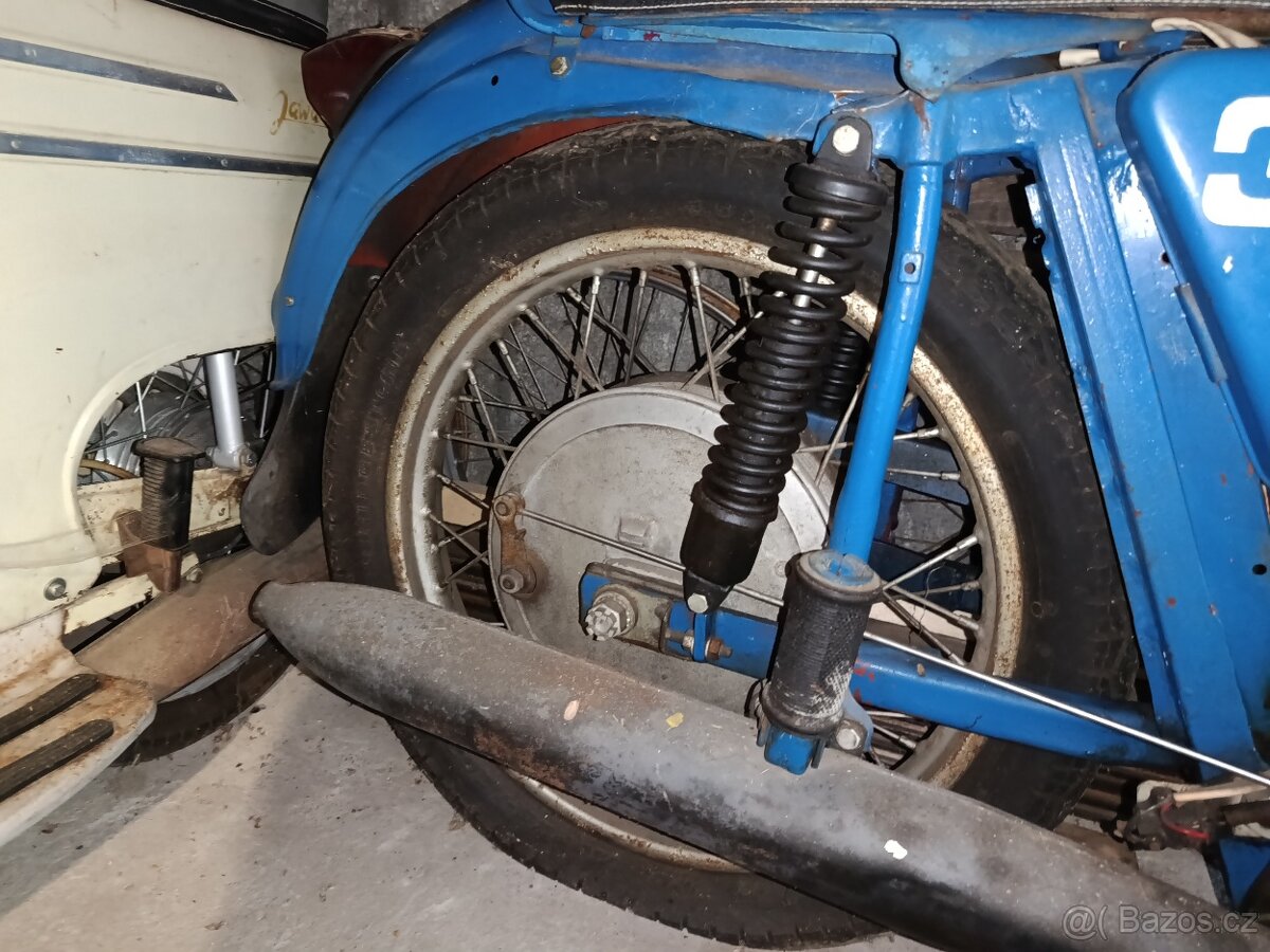 Jawa 350 OHV - 3
