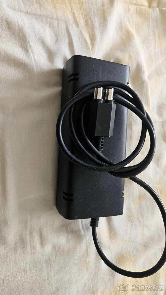 Zdroj Xbox 360 - 3