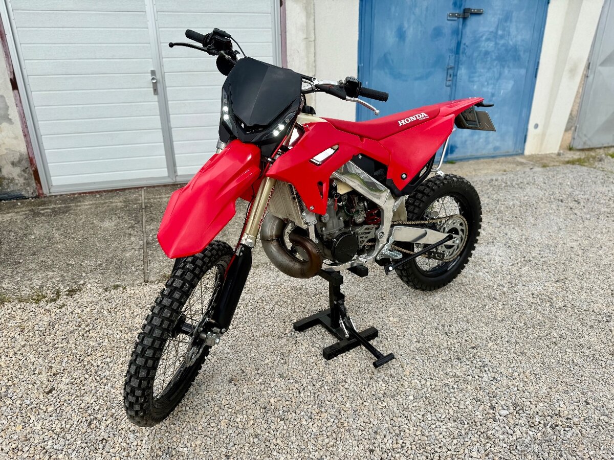 Unikatni CR250R