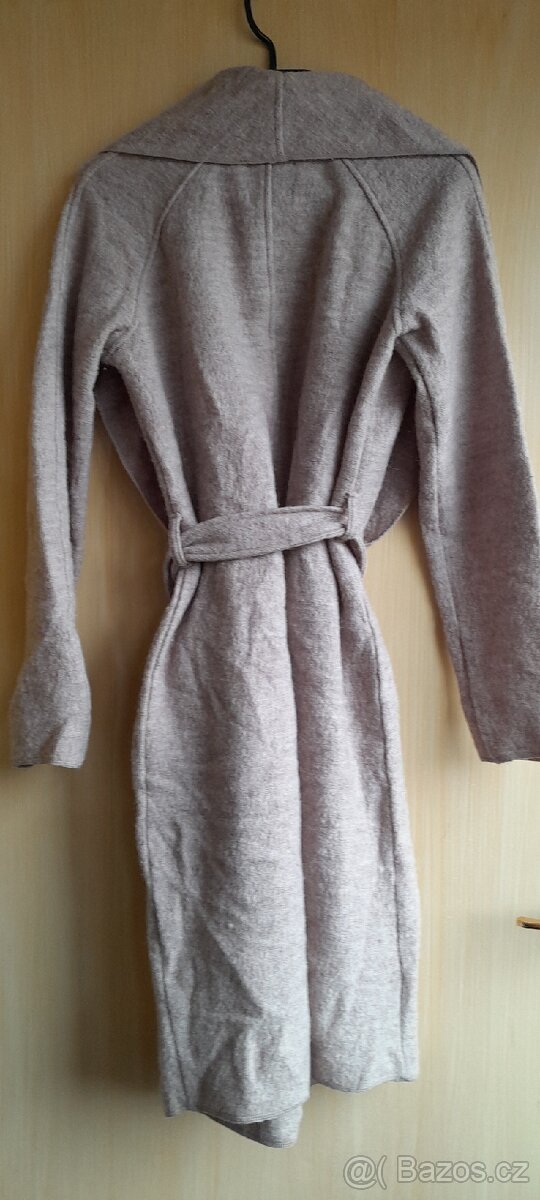 Vlněný kabátek značky Amaryllis - 3