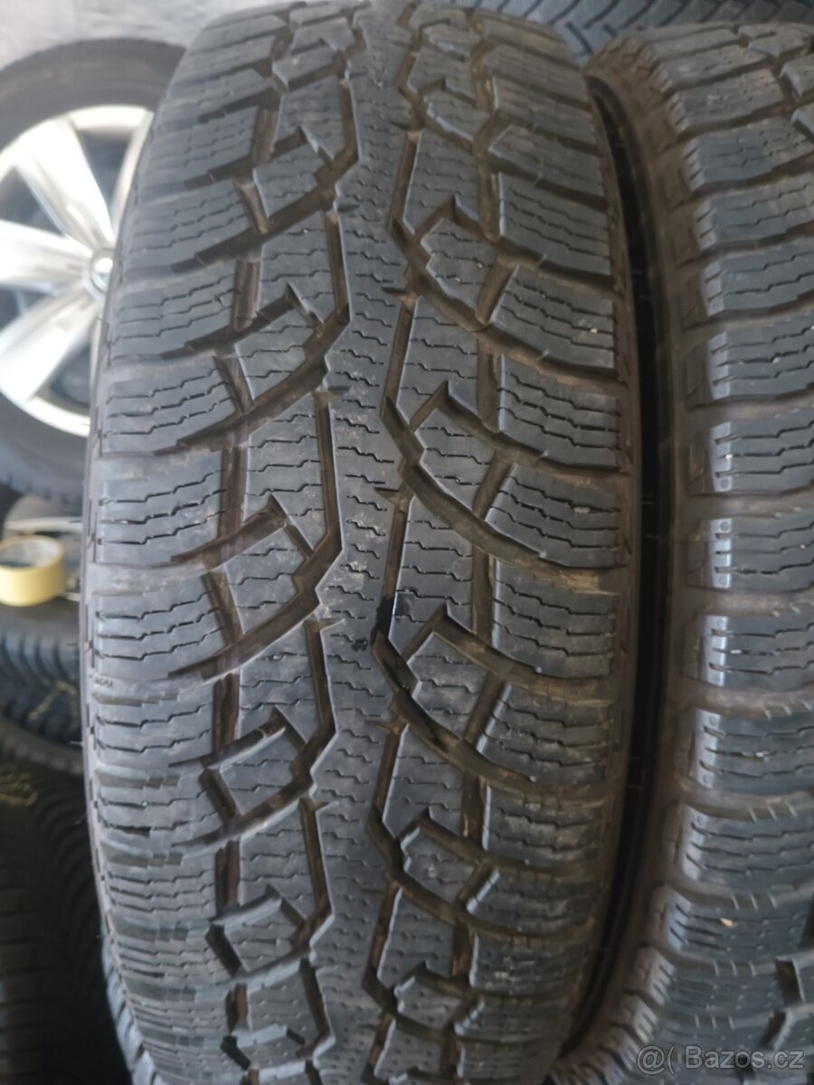 2xzimní pneu 185/65/15.C.Nokian - 3