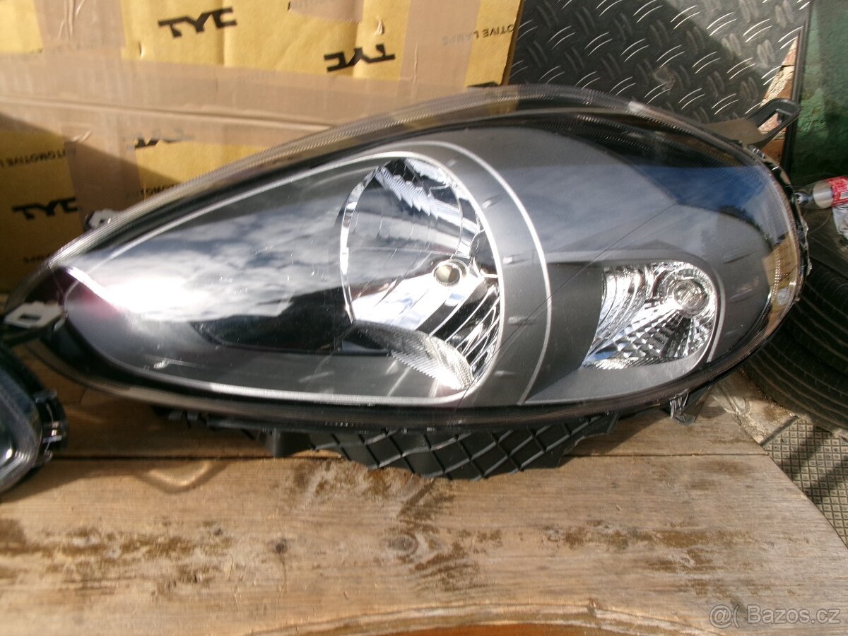 FIAT PUNTO EVO TYP 199 - PŘEDNÍ SVĚTLA - ANTHRACIT - 3