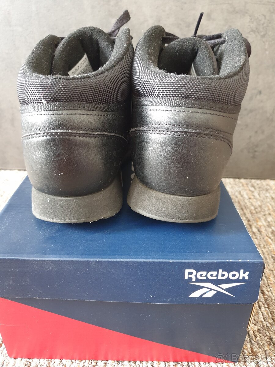 Botasky Reebok vel. 38,5 - 3