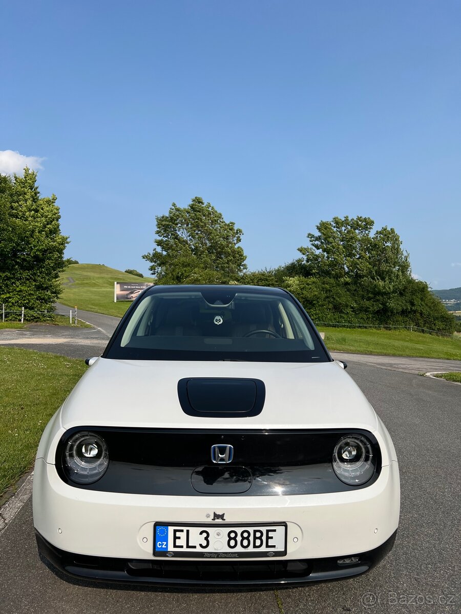 Honda e - 3