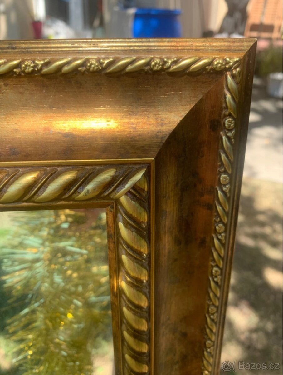 Staré zrcadlo v rámu - 3