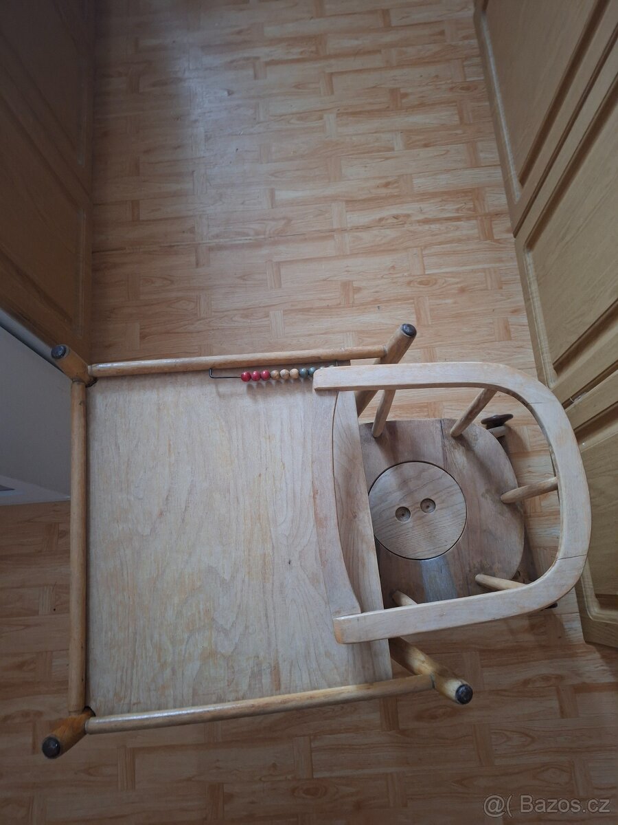 Prodám dětskou jídelní židličku - 3