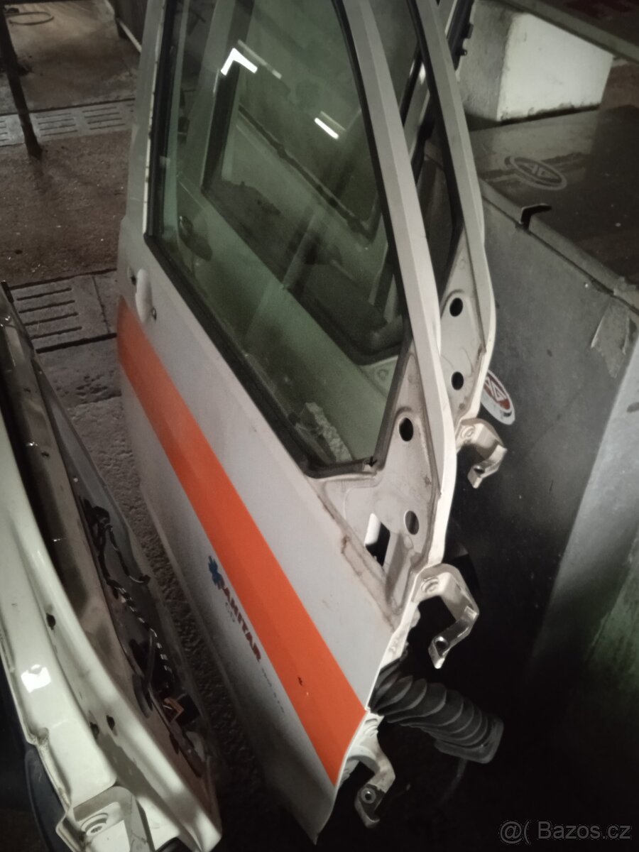 Prodám dveře VW T5 - 3