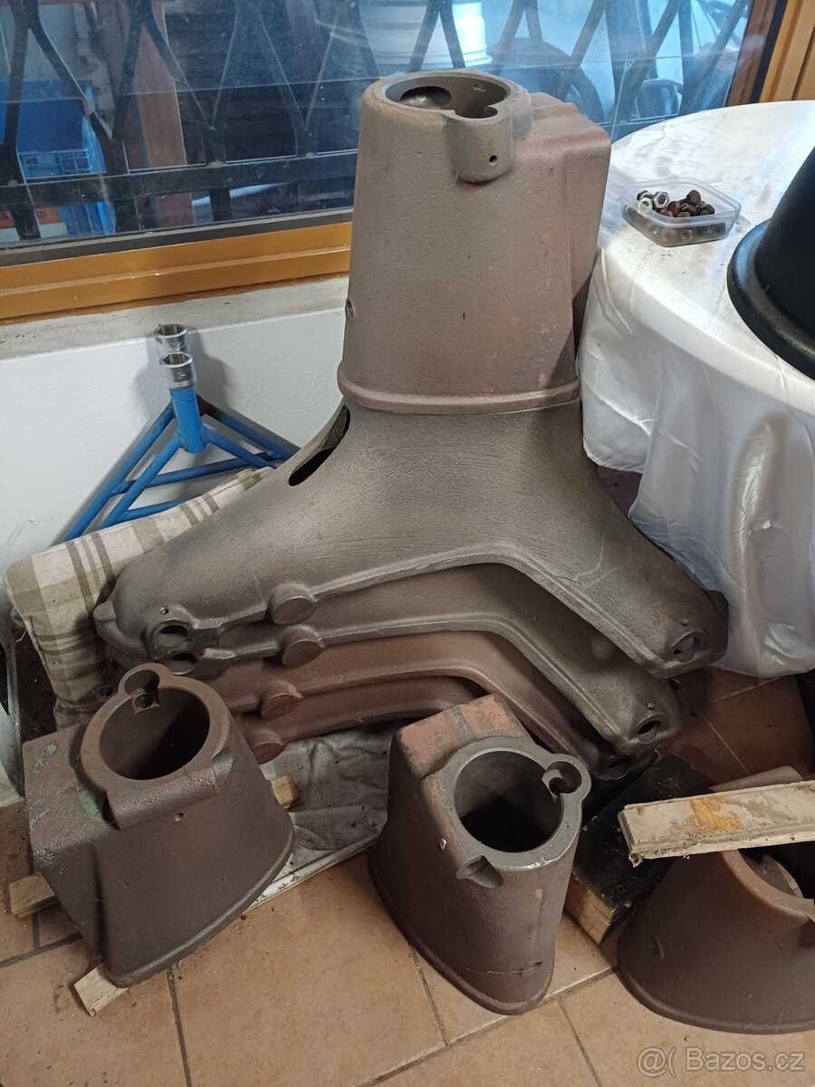 Litinové nohy, podstavce - 3