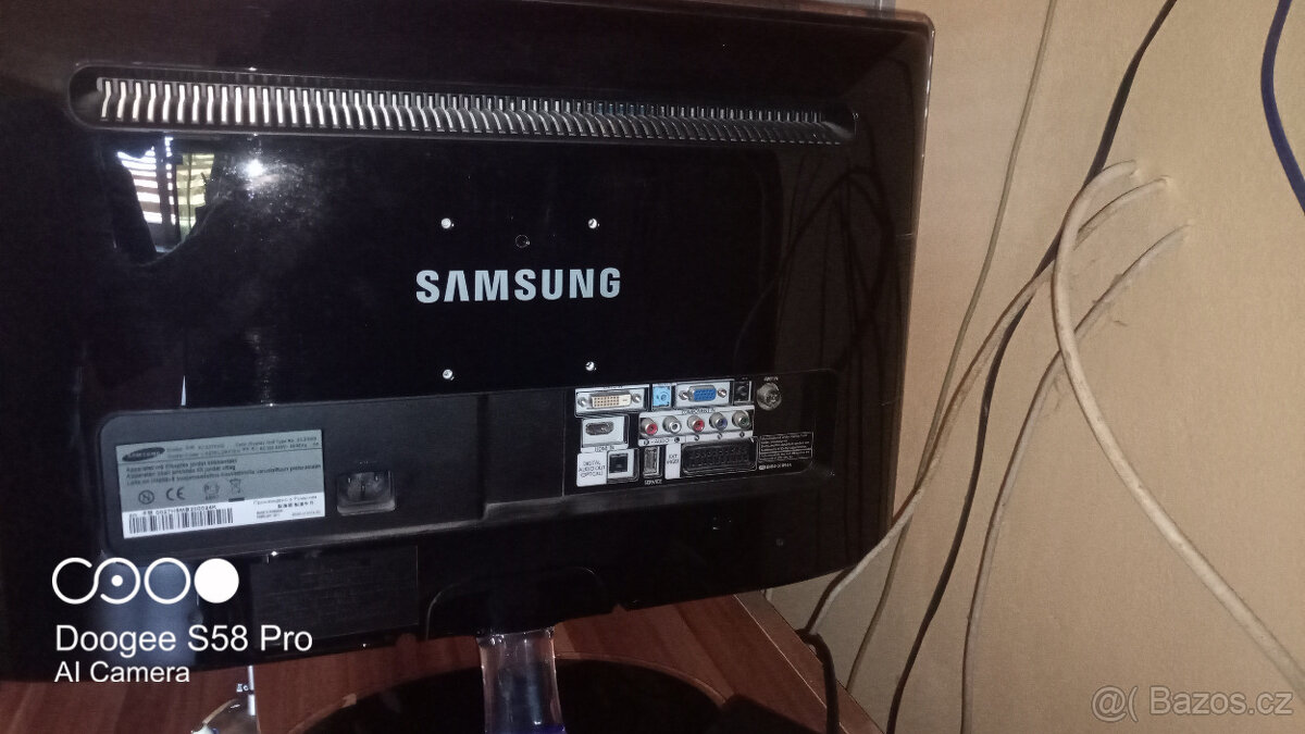 Monitor Samsung 23" z TV tunerem - 3