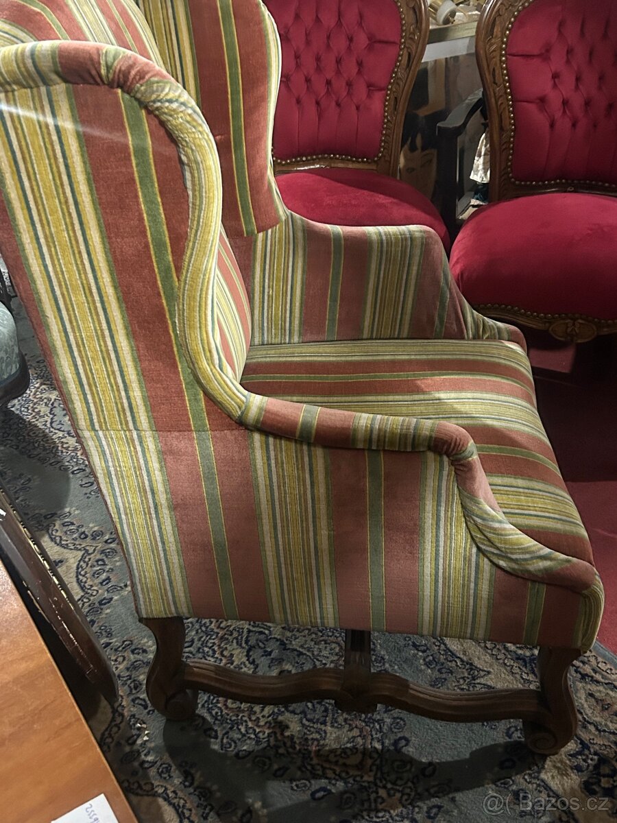 Starožitné křeslo ušák - 3
