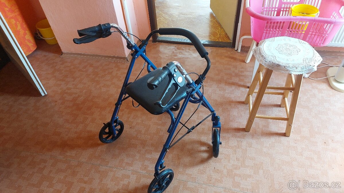 Chodítko pro seniory - 3