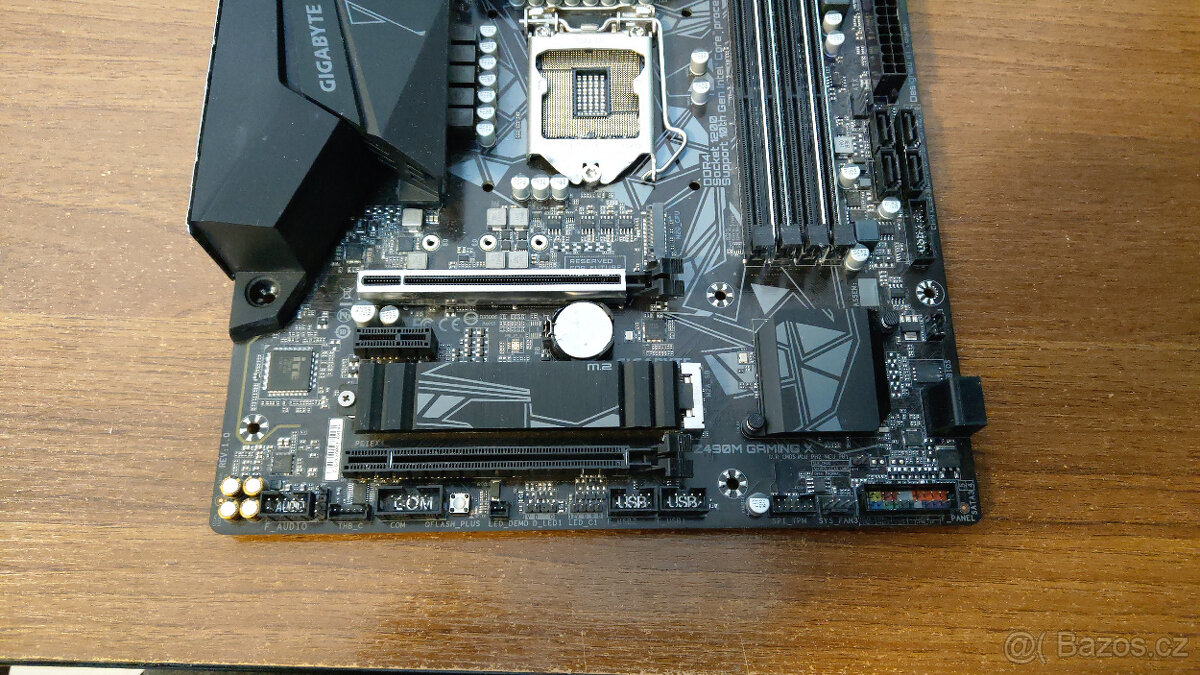 Gigabite Z490M GAMING X - 3