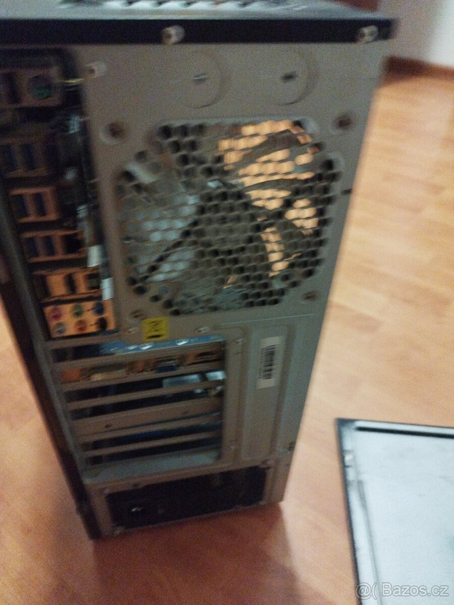 Prodám počítač na náhradní díly - 3