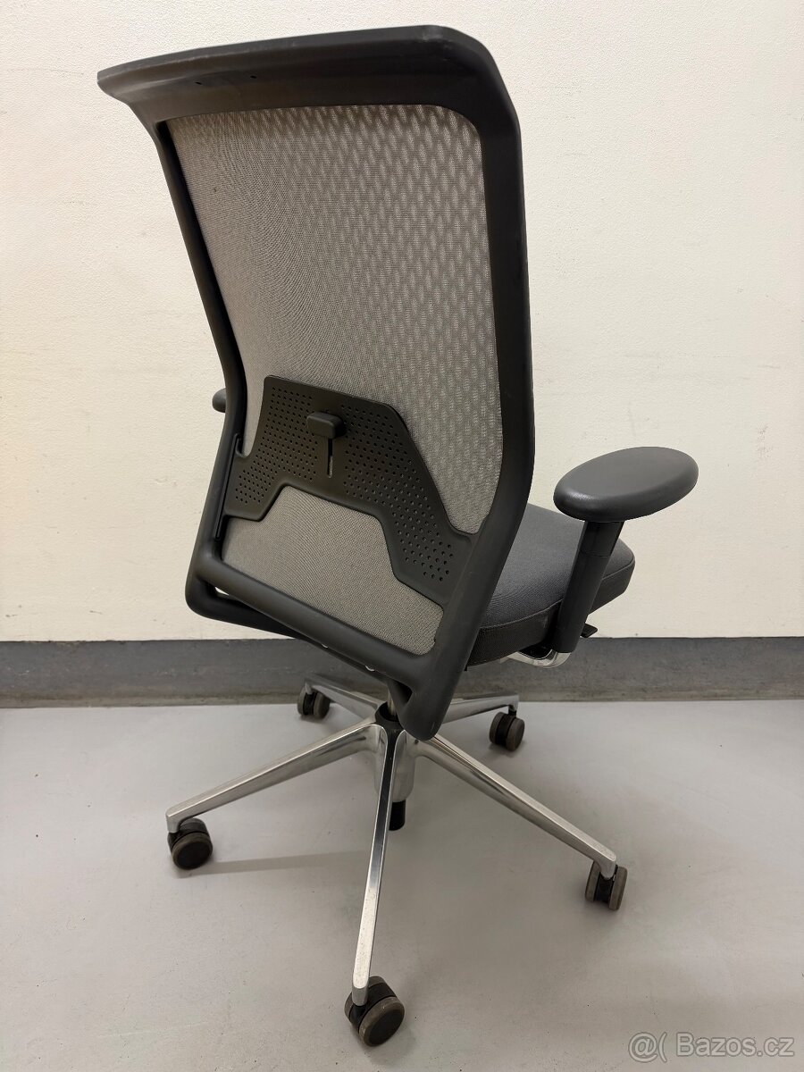 Kancelářská židle Vitra ID Mesh - 3