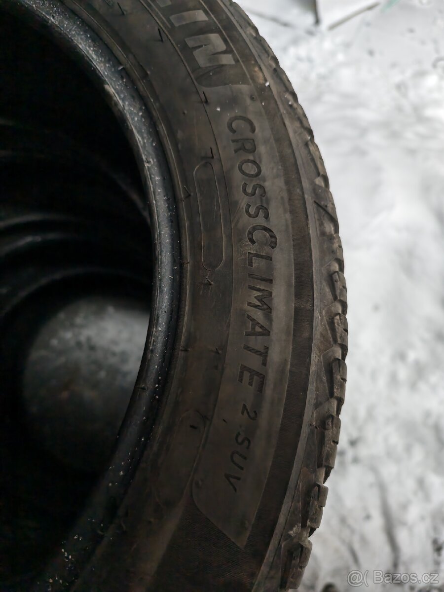 Celoroční pneu Michelin Crossclimate 2 245/50/19 - 3