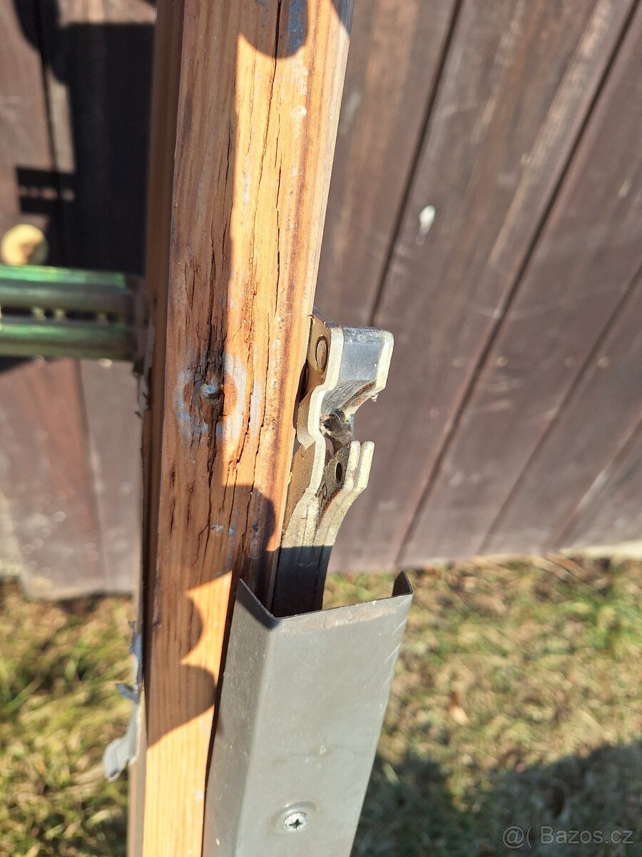 Prodám velké střešní okno - 3