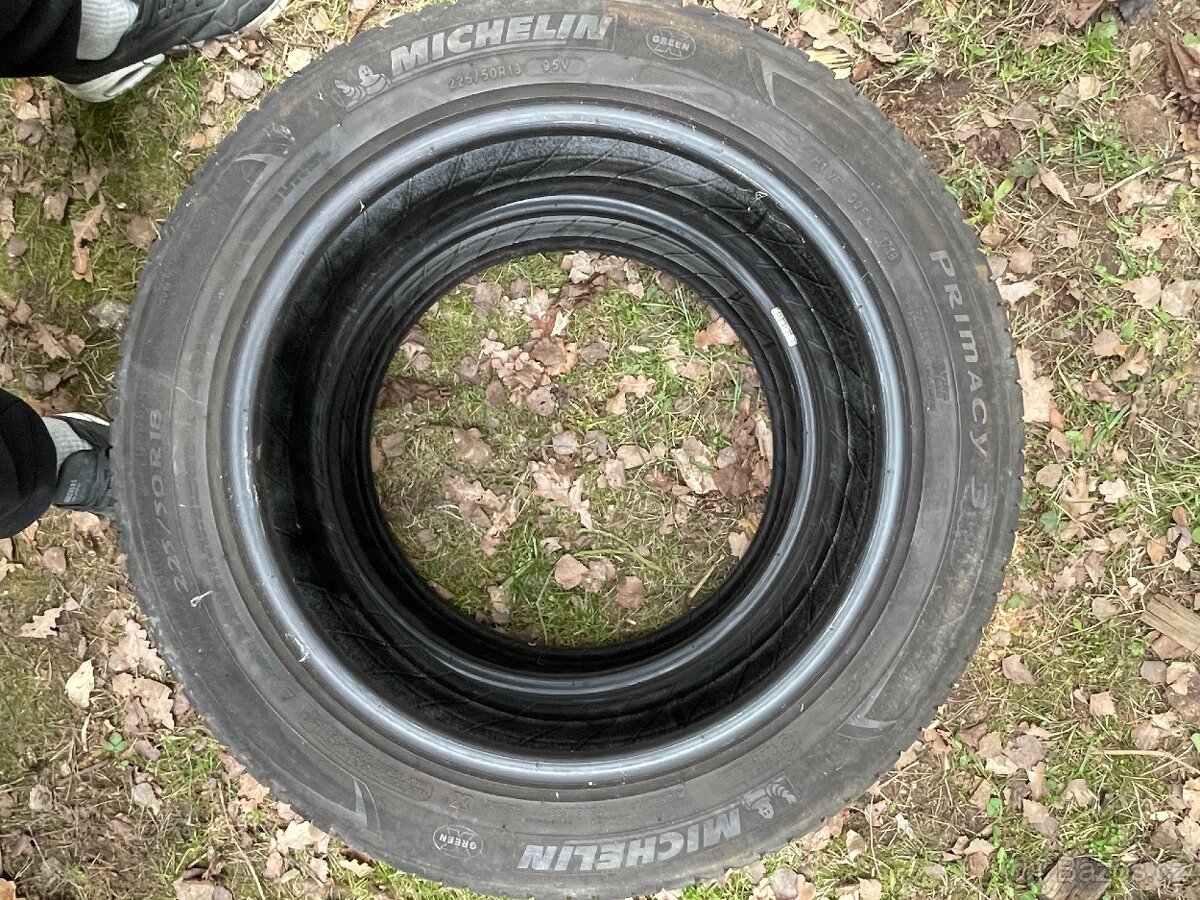 225/50/18 Michelin dvě letní pneu - 3