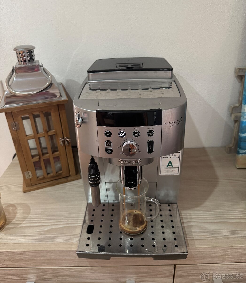 Delonghi magnifica smart S - 3