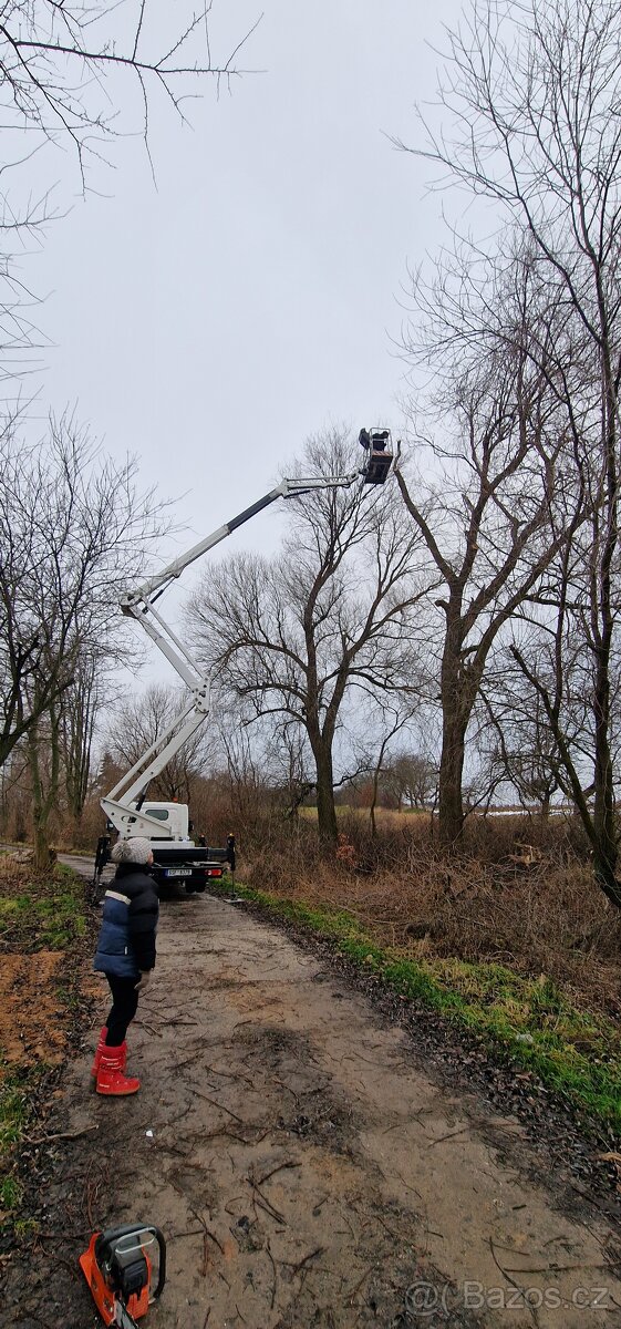 Pronájem pracovní plošiny Isoli PTN210J - 3