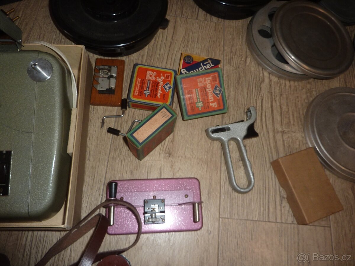 Staré plátno, projektory Meopta, kamera-vše 4.900 - 3