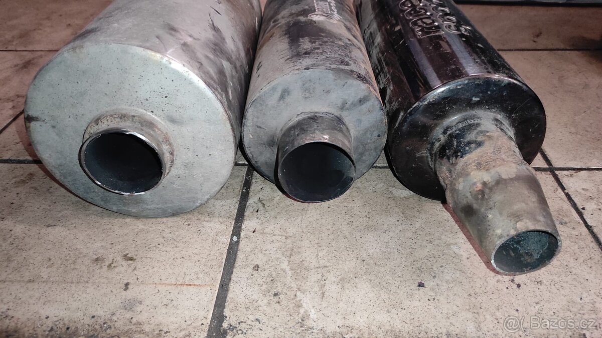 Zadní průchozí tlumič - 3