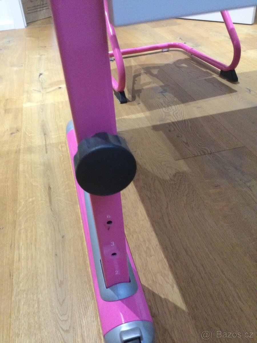 Rostoucí dětský stůl zn. Kettler - 3