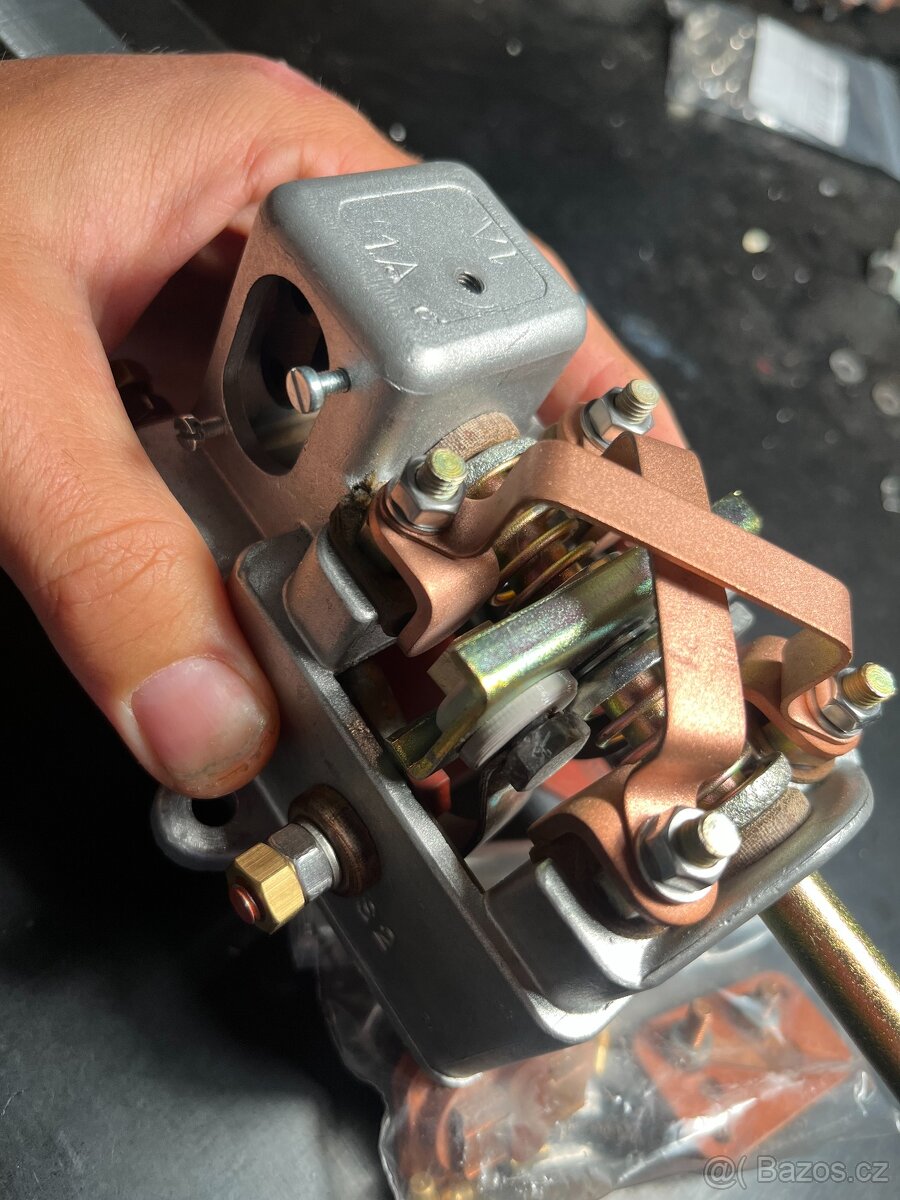 Křížový přepínač Velorex - 3