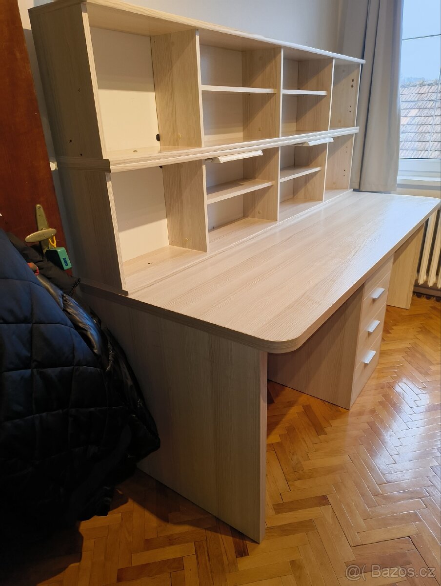 Psací stůl se světly - 3