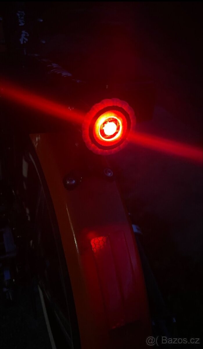 Babetta Custom zadní LED světlo - 3