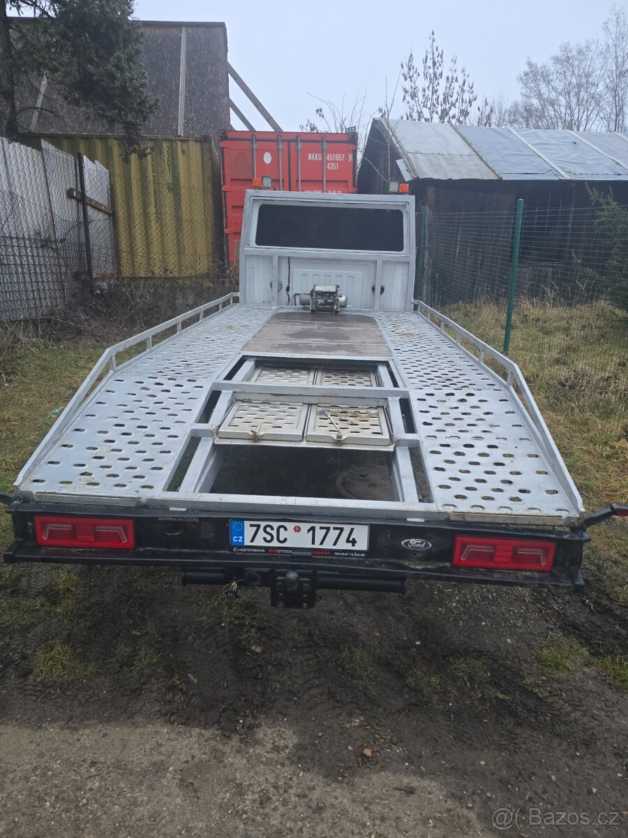 Transit 2.4 TDCI 103KW Odtahovka - 3