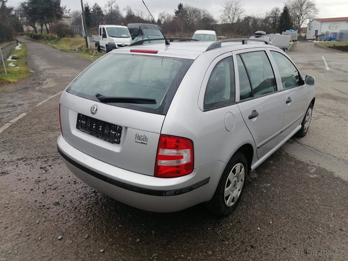 Škoda fabia - 3