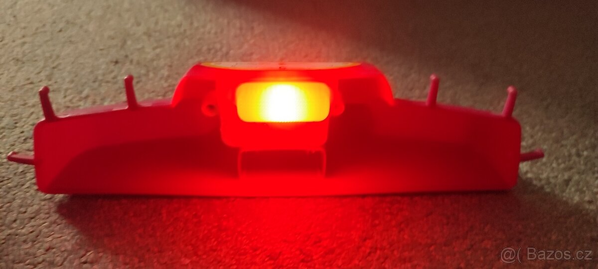 Kuchyňka s vybavením - 3