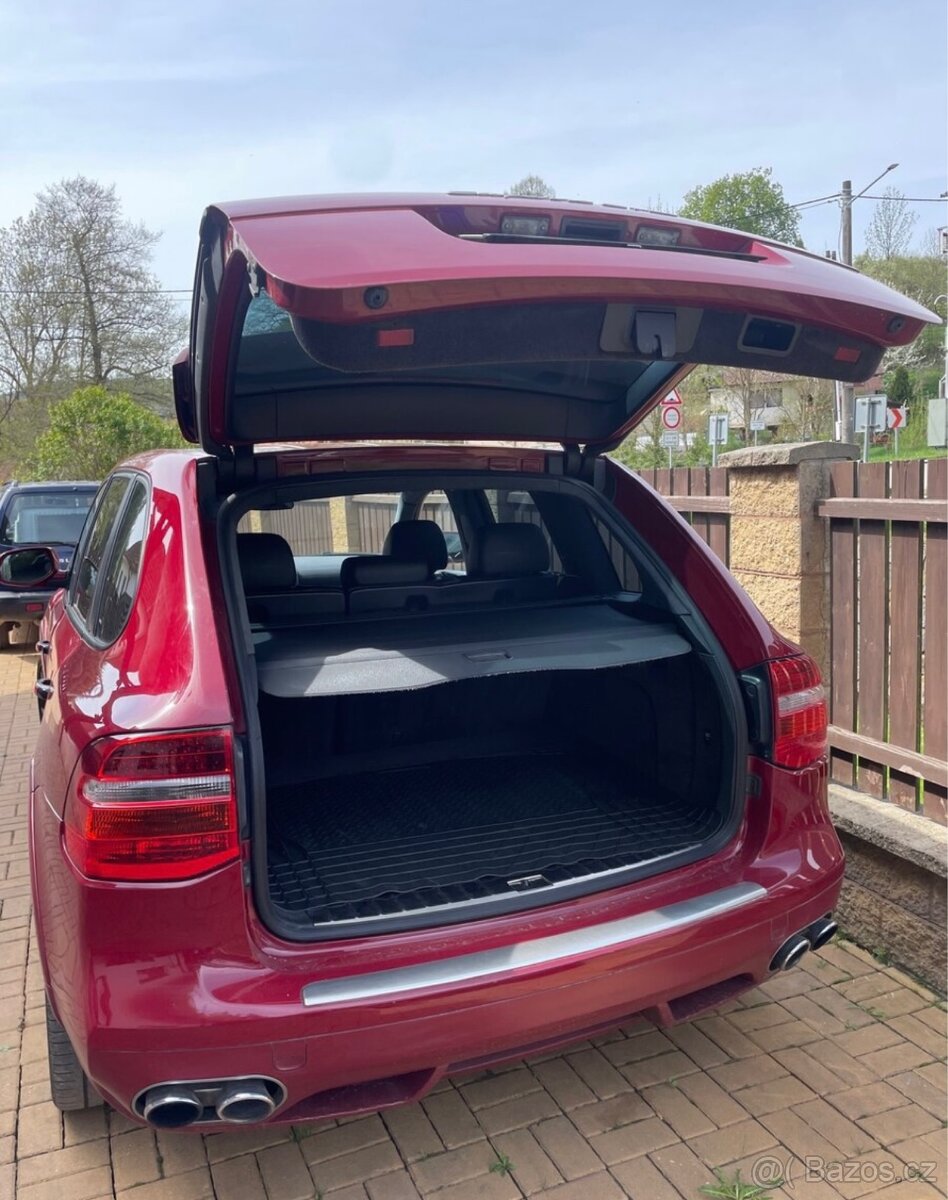 Porsche Cayenne GTS - 3