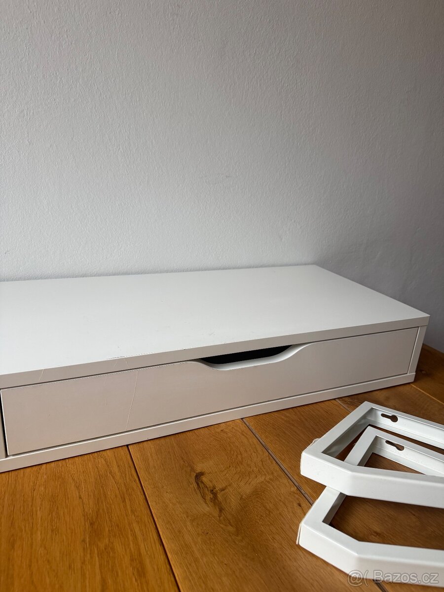 Toaletní stolek se zrcadlem Ikea - 3