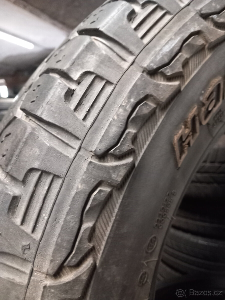 225/70R16 OFFROAD PNEUMATIKY