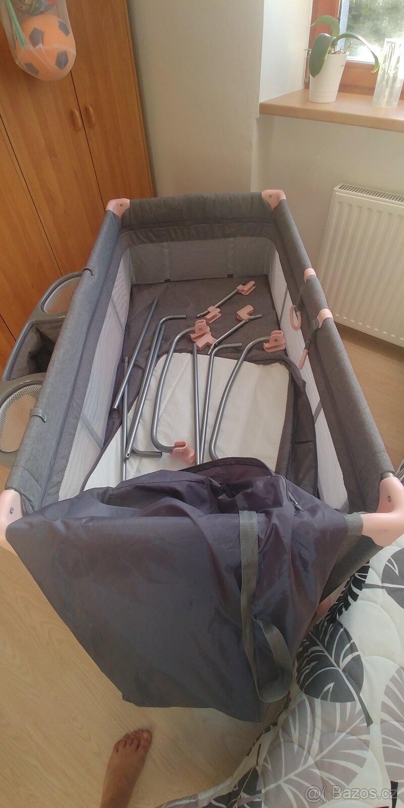 KINDERKRAFT - Postýlka cestovní JOY s doplňky šedorůžová - 3