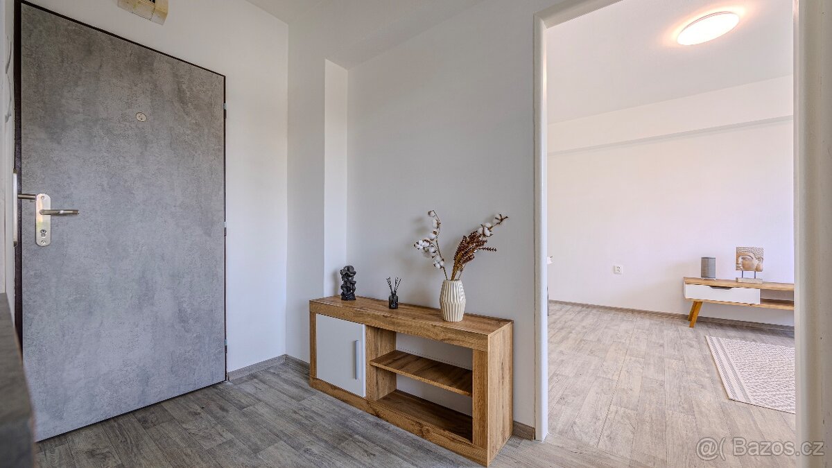 Prostorný byt 2+1 v Hodoníně | 1. patro | 67 m² | - 3