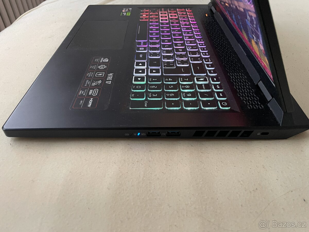 Herní notebook acer nitro - 3