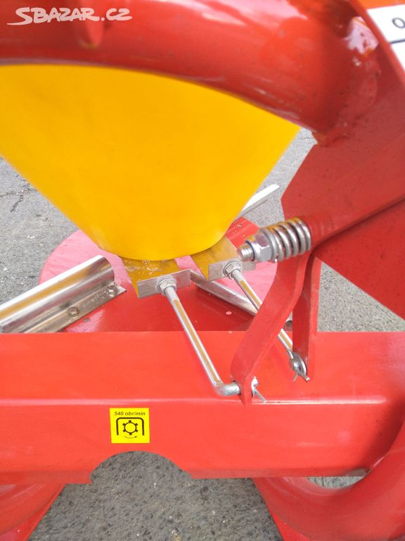 Rozmetadlo průmyslových hnojiv JP200-JP500 - 3