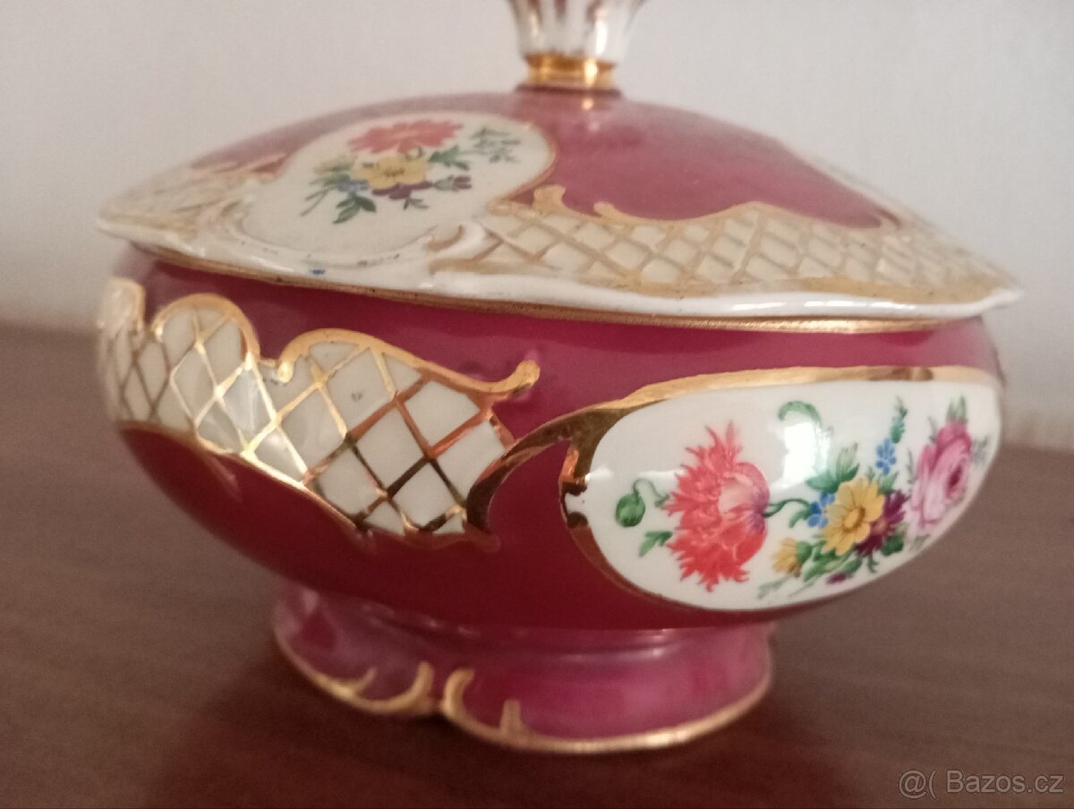 Porcelanová dóza s víkem - 3