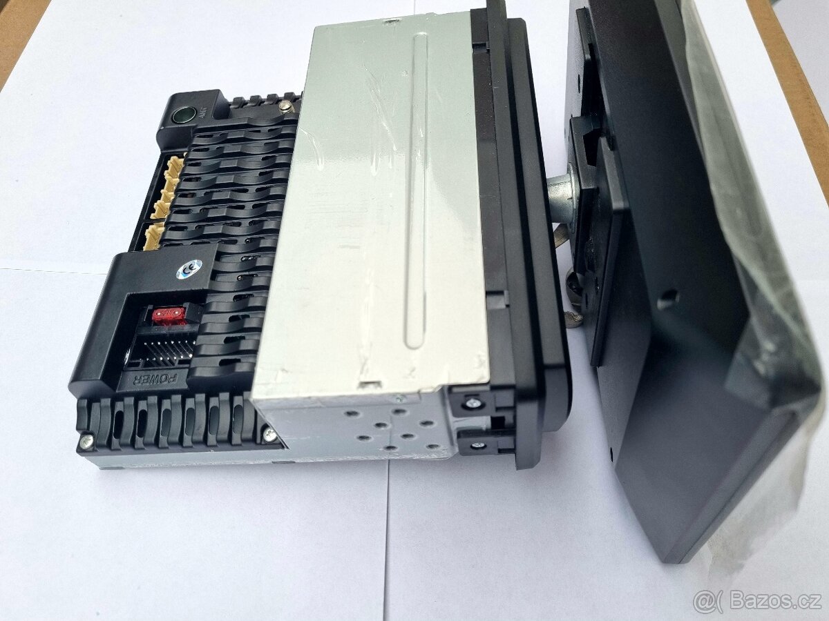 1DIN 9" autorádio Android 2/32GB - 3