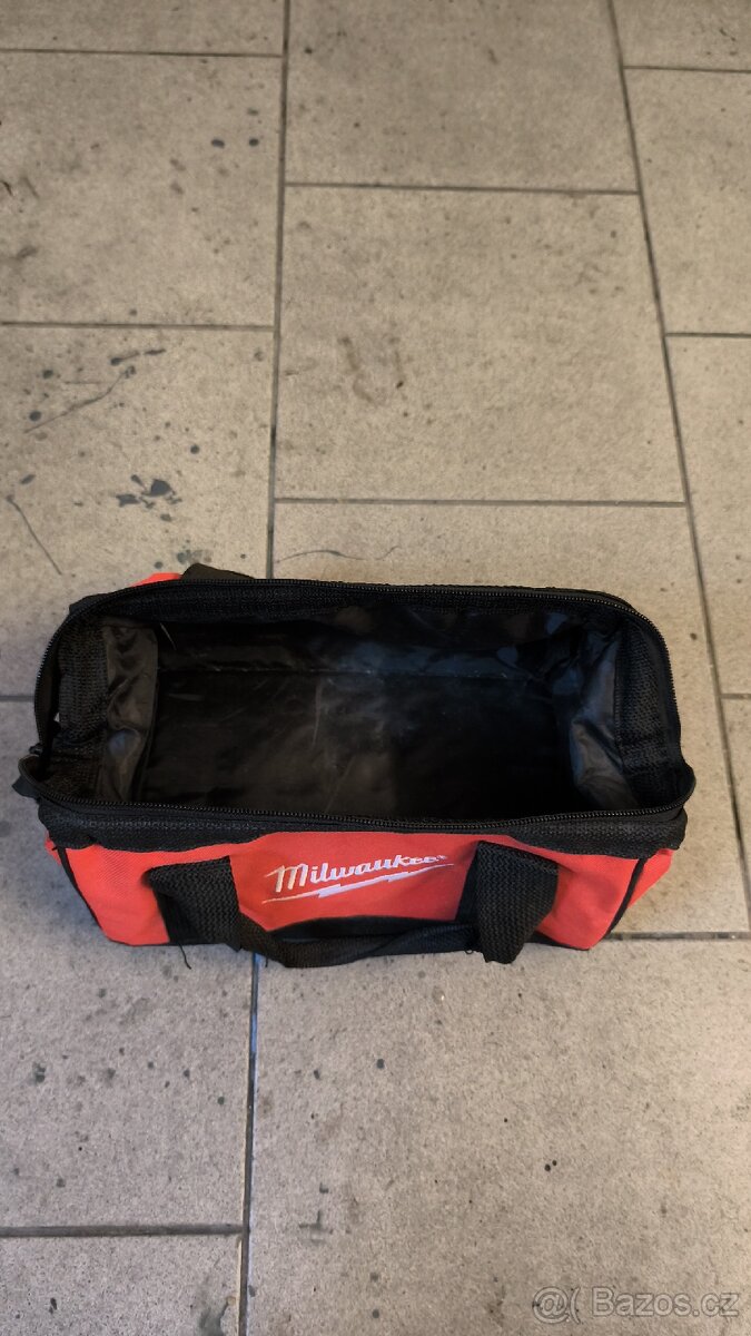 Nabíječka milwaukee M12 - 3