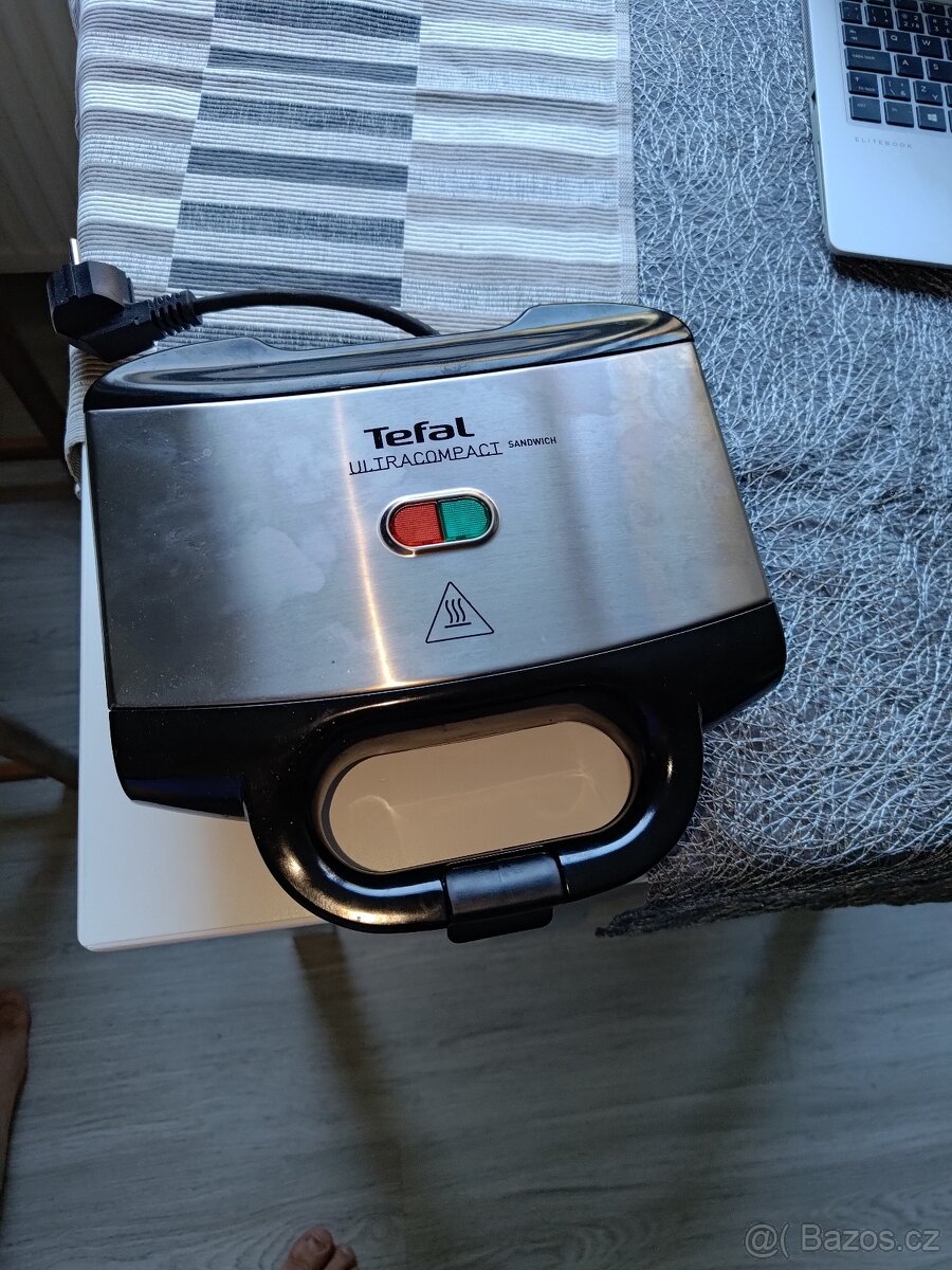 Toustovač / Sendvičovač Tefal SM157236 Ultra Compact - 3