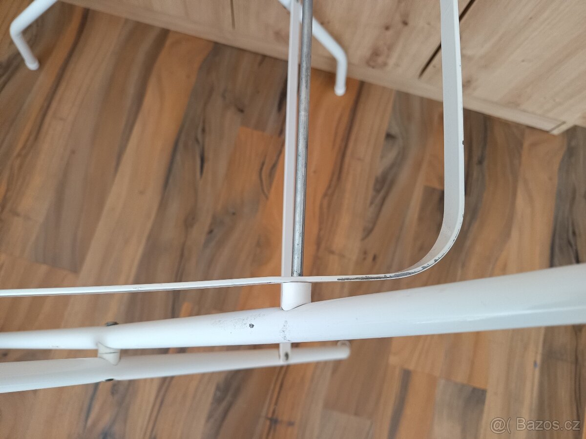 Stojan na vaničku - 3