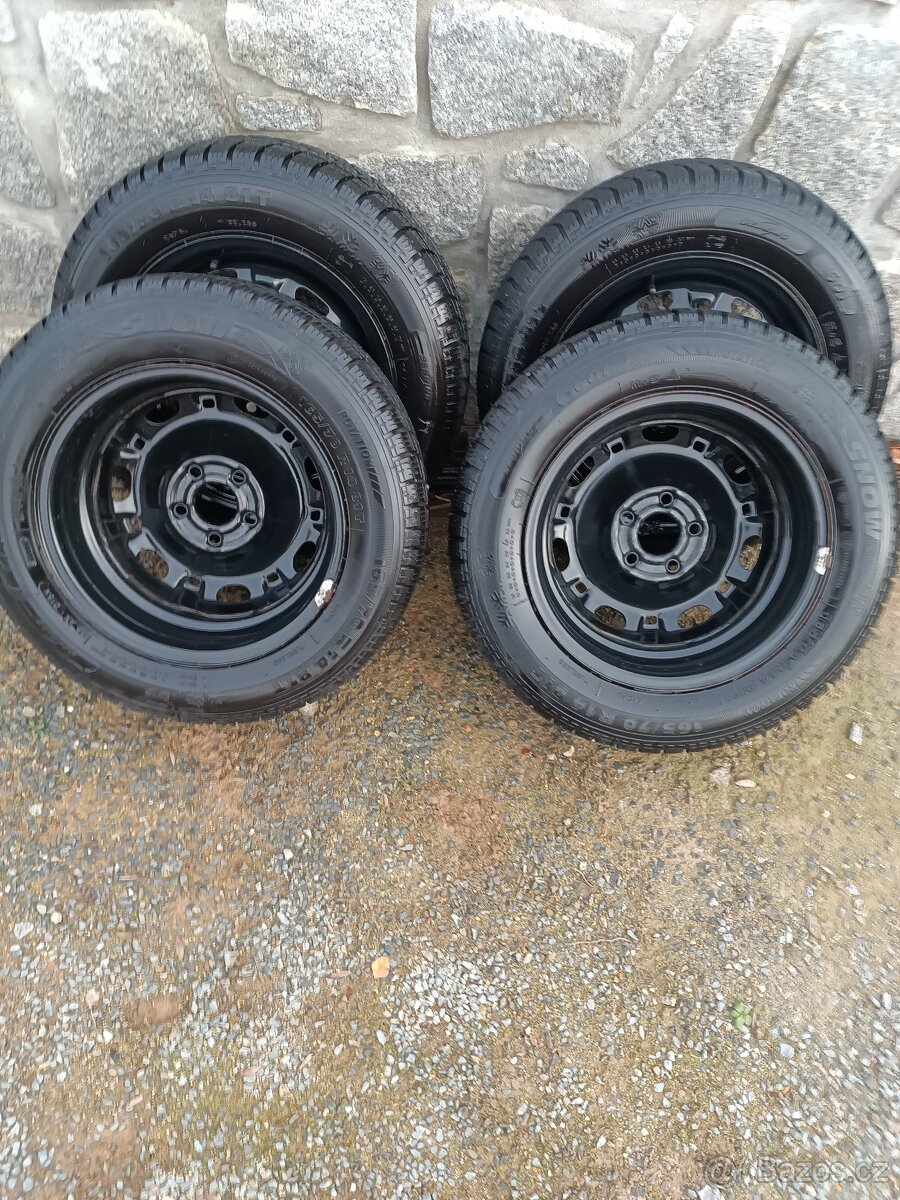 Kola Škoda Fabia - 3