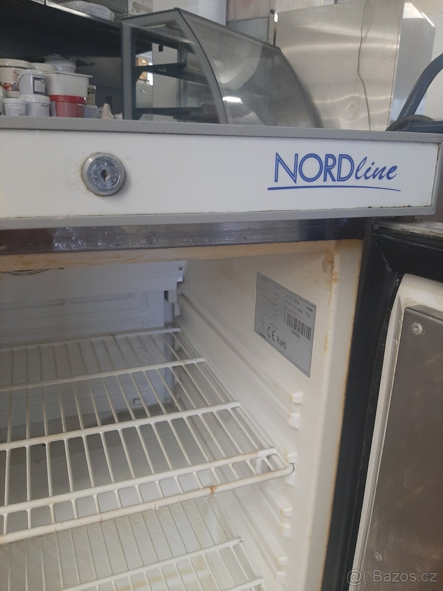 Podstolová lednice - 3