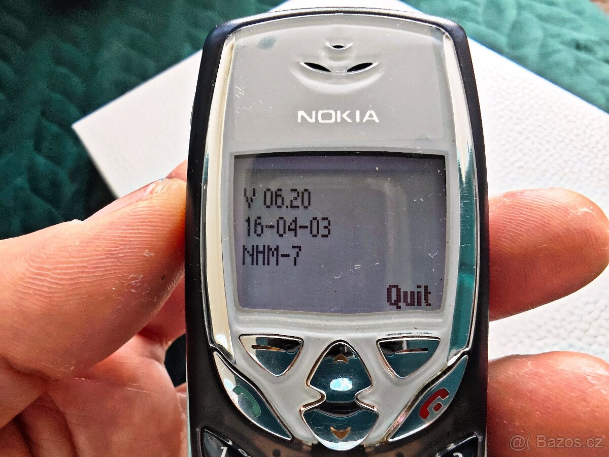 Nokia 8310 - 3