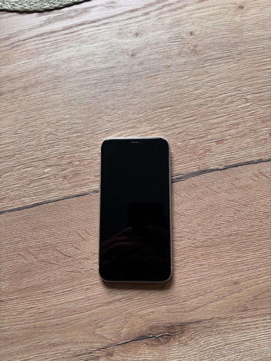 Apple iphone 11 - 64 GB - 3