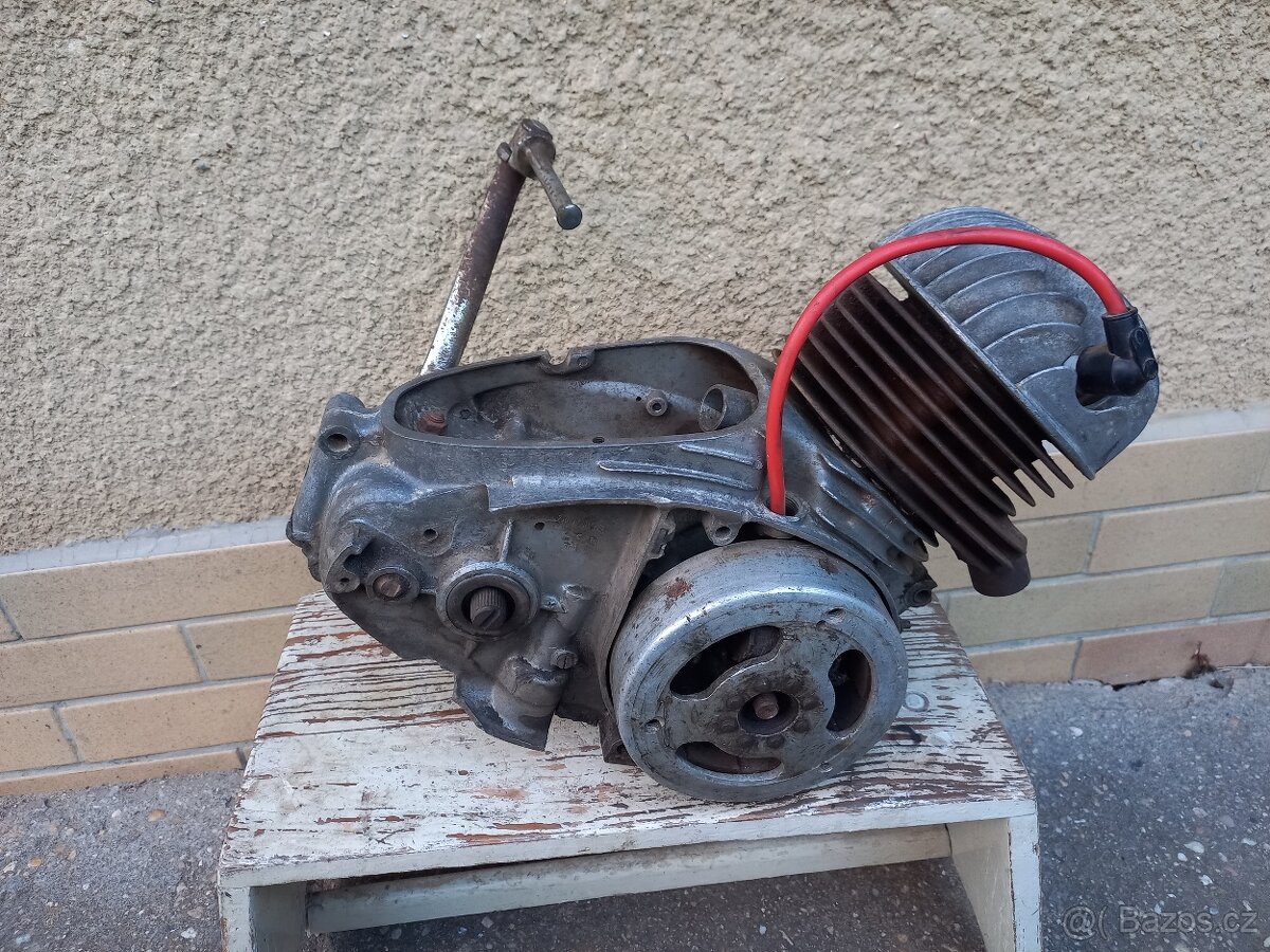 Motor čz 150 - 3
